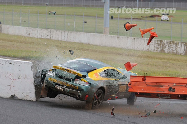 aston-martin-crash-1